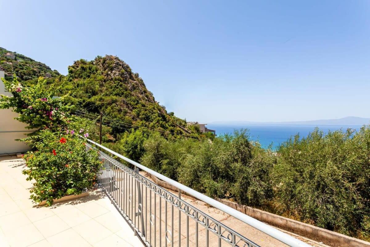 Aigli Summer Getaway - Seaview Lux Retreat Βέργα Καλαμάτας Εξωτερικό φωτογραφία